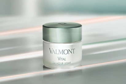 cream_705400_valmont_vital_24_hour_light_hero-min.jpg